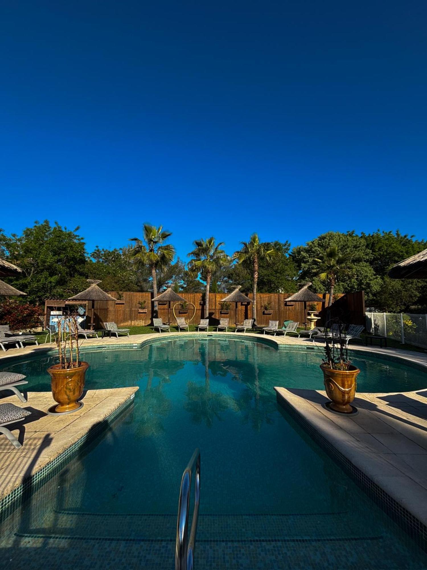 Les Bastides Saint Paul Hotel Luaran gambar